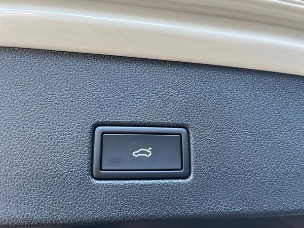 VOLKSWAGEN T-Roc (2025) — foto 4 van 14