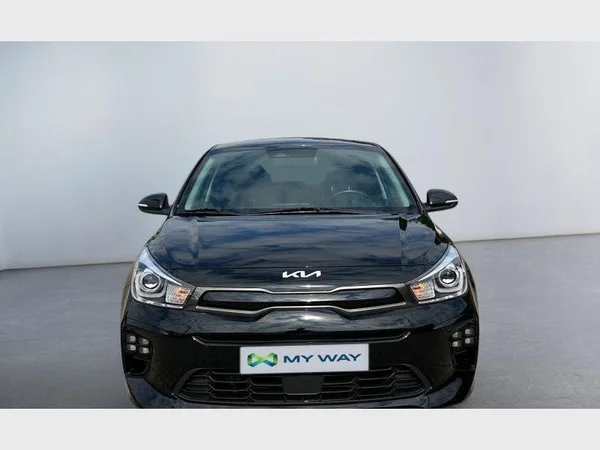 Kia RIO (2022) — foto 12 van 25