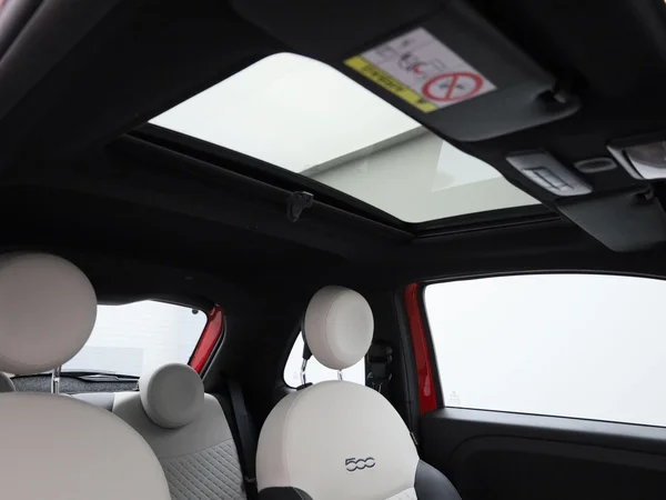 Fiat 500 (2021) — foto 28 van 38
