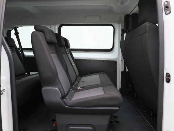 Opel Zafira Life (2020) — foto 6 van 34