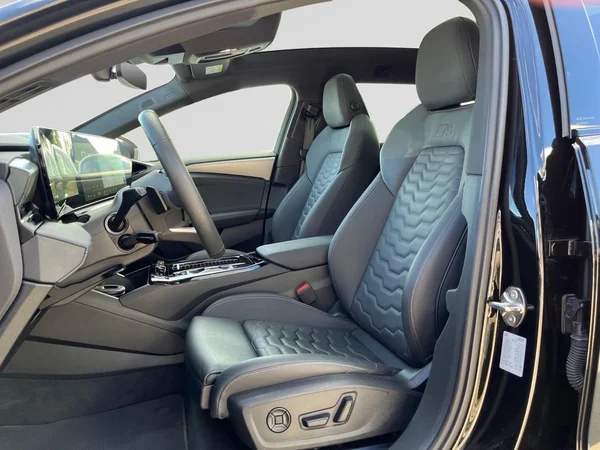 AUDI A6 Avant e-tron (2026) — foto 18 van 22