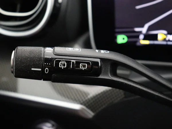 MERCEDES C 300 (2023) — foto 15 van 33