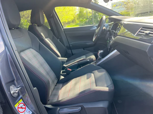 VOLKSWAGEN Polo GTI (2024) — foto 17 van 24