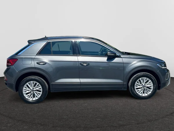VOLKSWAGEN T-Roc (2022) — foto 9 van 18
