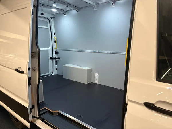 VOLKSWAGEN Crafter 35 Fourgon Mwb HR Dsl (2026) — foto 7 van 16