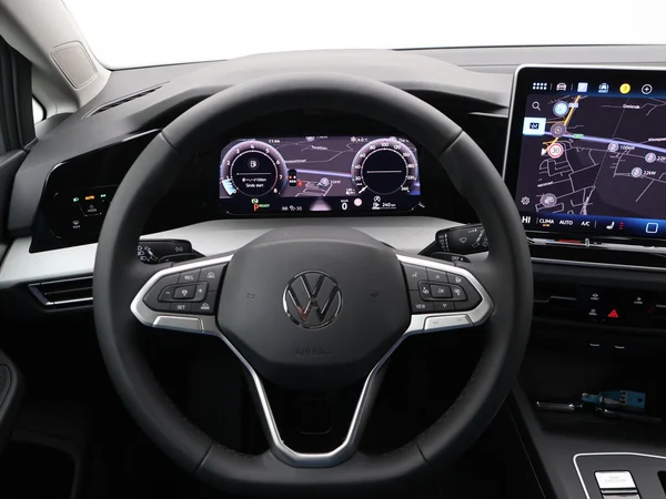 VOLKSWAGEN Golf VIII (2026) — foto 11 van 23