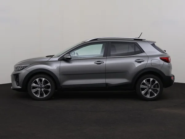 KIA Stonic (2024) — foto 12 van 26