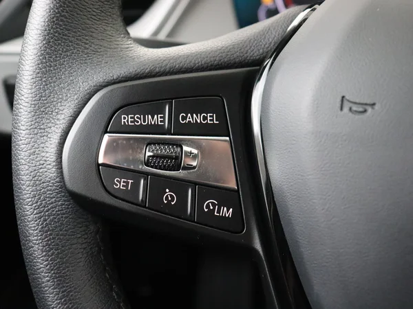 BMW 116 (2023) — foto 9 van 27
