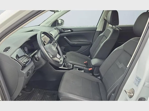 Volkswagen T-Cross (2023) — foto 2 van 28