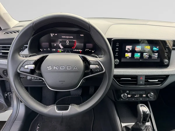 SKODA Kamiq (2025) — foto 9 van 19