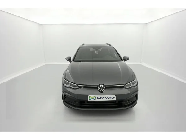VOLKSWAGEN Golf VIII SW (2024) — foto 12 van 36