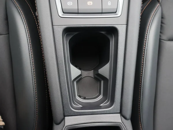 CUPRA Formentor e-Hybrid (PHEV) (2025) — foto 10 van 23