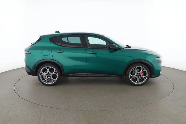 Alfa Romeo Tonale (2023) — foto 13 van 16