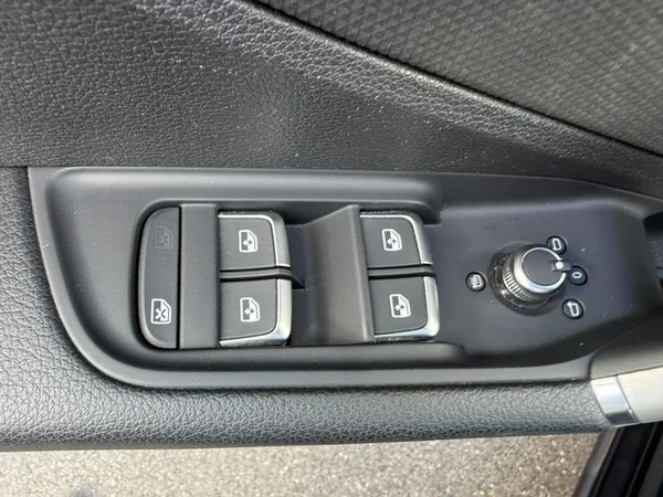 AUDI Q2 (2021) — foto 18 van 29