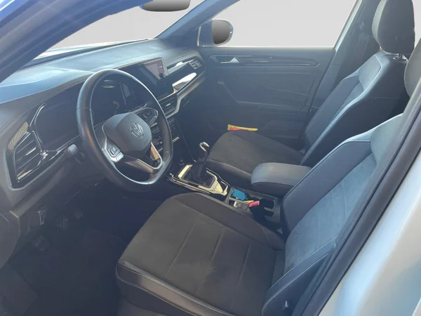 VOLKSWAGEN T-Roc (2023) — foto 20 van 20