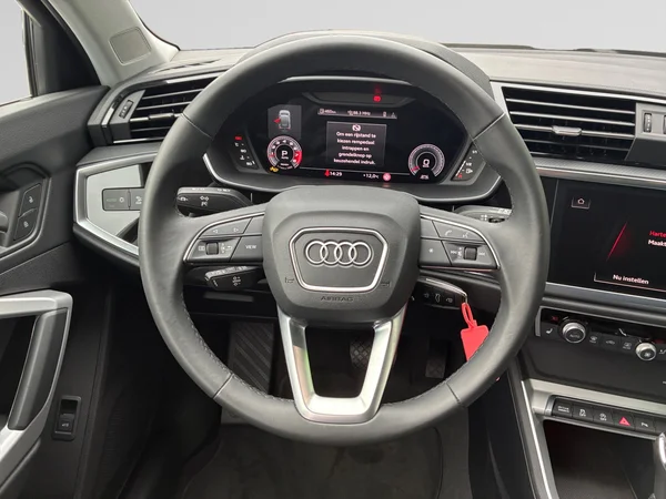 AUDI Q3 Sportback (2025) — foto 7 van 24