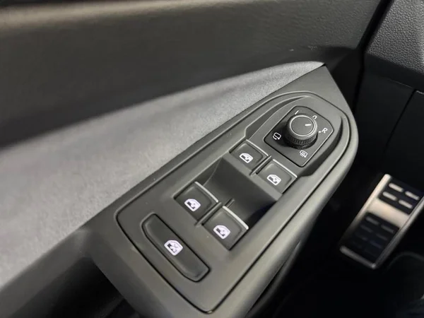 VOLKSWAGEN Golf VIII (2023) — foto 5 van 31