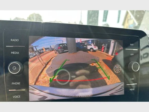 Volkswagen T-Cross (2025) — foto 10 van 31