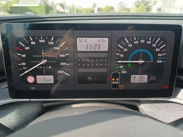 VOLKSWAGEN ID.Polo (2026) — foto 8 van 19