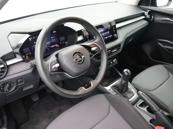 SKODA Fabia (2024) — foto 4 van 29