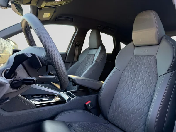 AUDI Q5 Sportback (2026) — foto 17 van 17