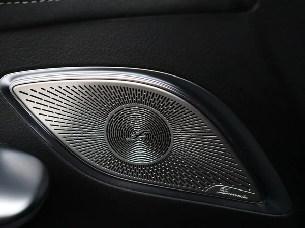 Mercedes-Benz EQE (2025) — foto 3 van 35