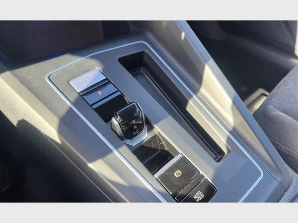 Volkswagen Golf VIII (2021) — foto 6 van 25