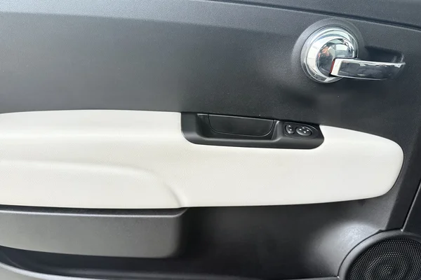 Fiat 500 (2020) — foto 8 van 19