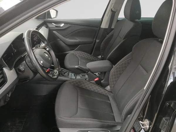 SKODA Kamiq (2022) — foto 15 van 19