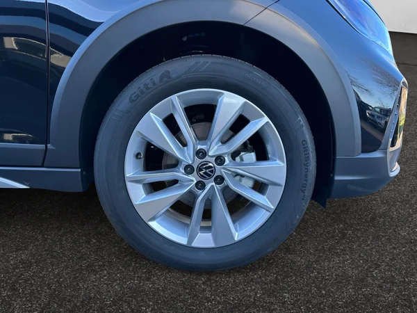 VOLKSWAGEN Taigo (2025) — foto 13 van 20