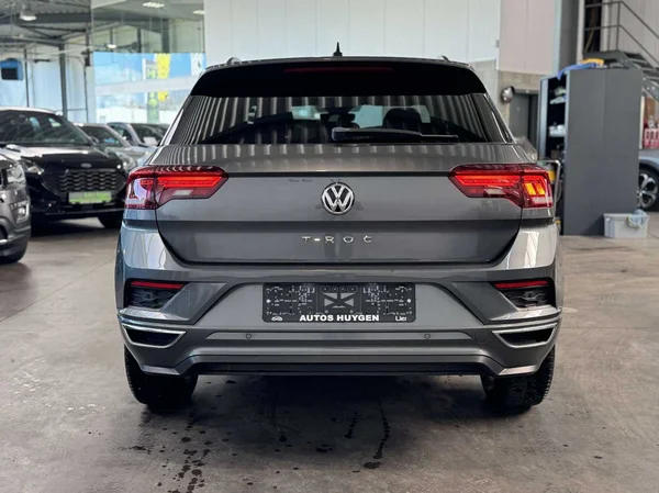 Volkswagen T-Roc (2020) — foto 12 van 17