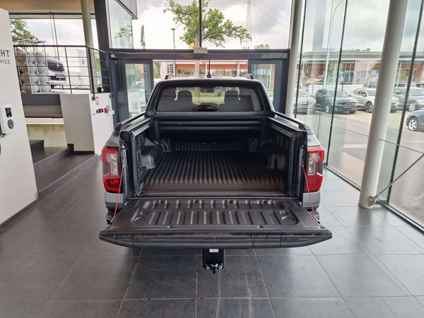 Ford Ranger — foto 10 van 15