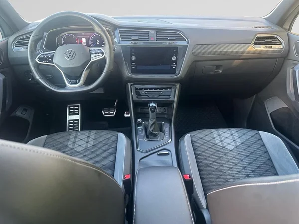 VOLKSWAGEN Tiguan Dsl (2023) — foto 7 van 20