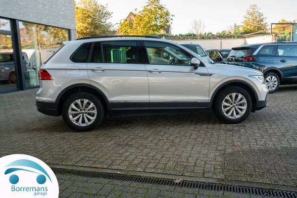 Volkswagen Tiguan (2023) — foto 42 van 43