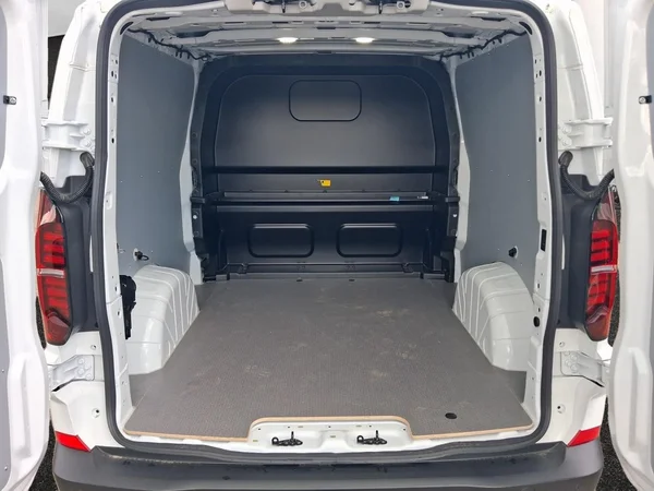 VOLKSWAGEN Transporter T7 30 Fou Lwb Dsl (2026) — foto 21 van 21