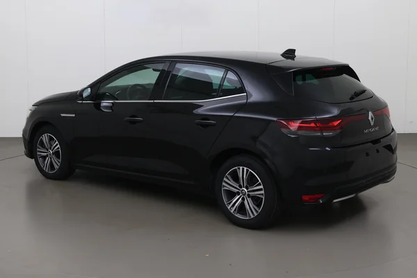 Renault Megane Berline Phase II (2021) — foto 22 van 28