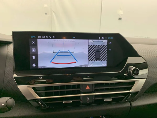 Citroen C4 (2025) — foto 11 van 28