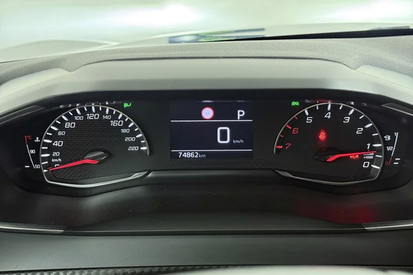 Peugeot 208 (2022) — foto 7 van 23