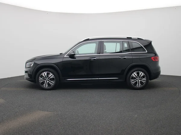 Mercedes-Benz GLB (2025) — foto 34 van 45