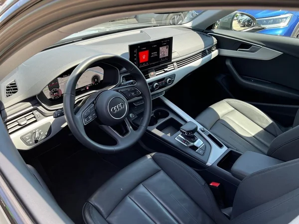 AUDI A4 Avant (2024) — foto 22 van 22