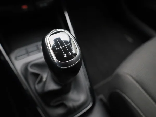 Kia Rio (2023) — foto 15 van 37