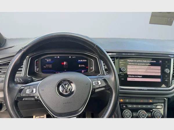 Volkswagen T-Roc (2018) — foto 4 van 29