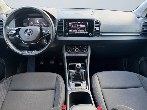 SKODA Karoq (2023) — foto 27 van 27