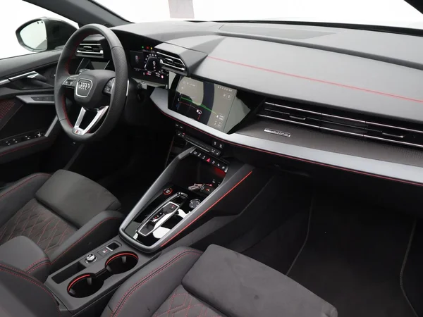 AUDI S3 Sportback (2026) — foto 23 van 31