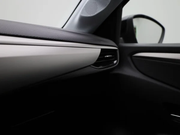 Opel Corsa (2022) — foto 17 van 38