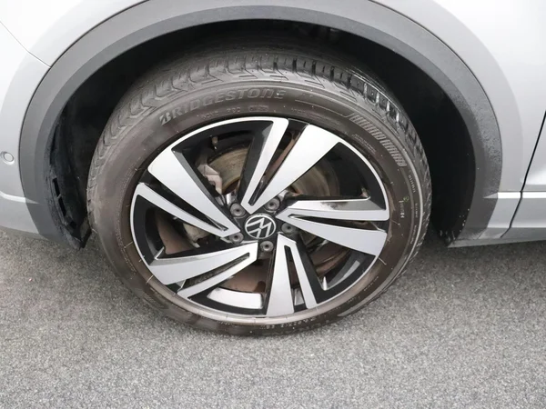 Volkswagen T-Roc (2022) — foto 27 van 28