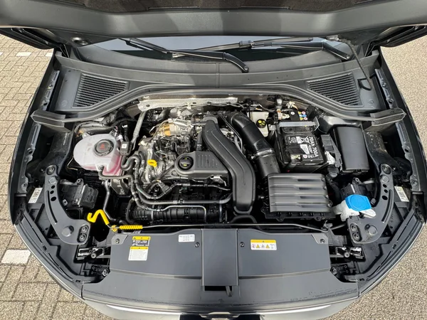 VOLKSWAGEN T-Roc (2025) — foto 15 van 23