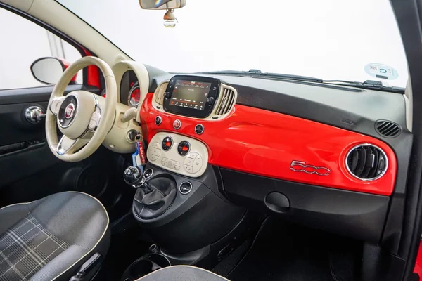 Fiat 500 (2019) — foto 20 van 50