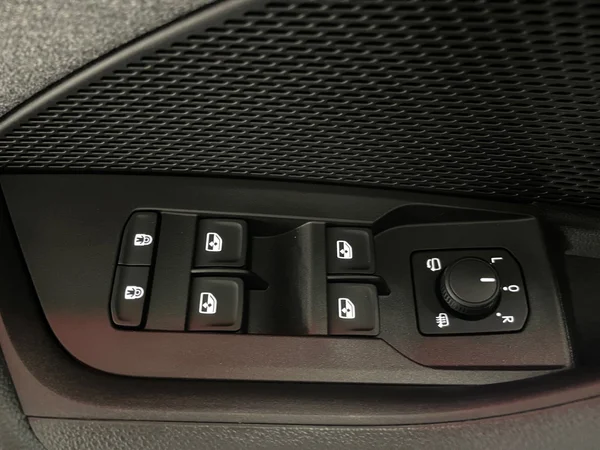 SKODA Octavia Combi (2024) — foto 14 van 15