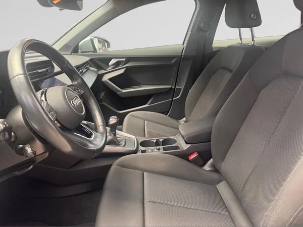 AUDI A3 Sportback (2021) — foto 8 van 11